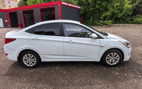 Hyundai Solaris II рестайлинг, 2015 год, 1 095 000 рублей, 4 фотография