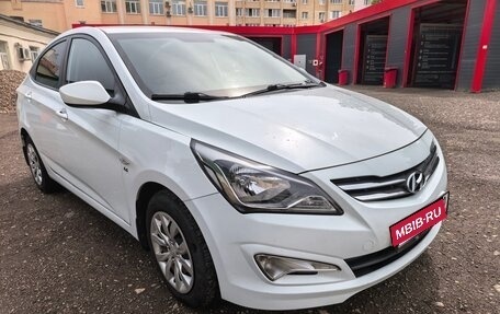Hyundai Solaris II рестайлинг, 2015 год, 1 095 000 рублей, 3 фотография