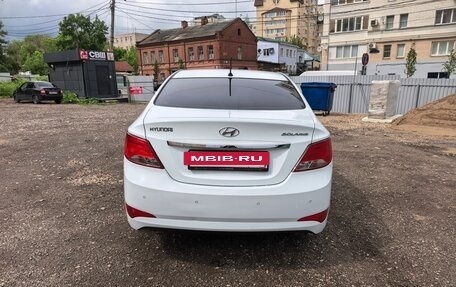 Hyundai Solaris II рестайлинг, 2015 год, 1 095 000 рублей, 6 фотография