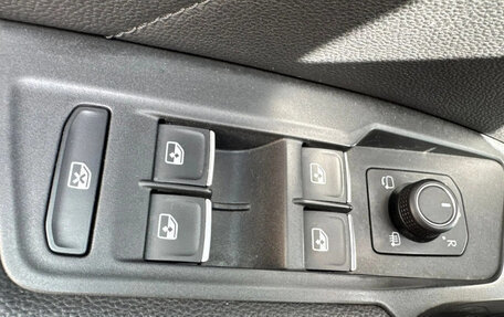 Volkswagen Tiguan II, 2021 год, 3 125 000 рублей, 12 фотография