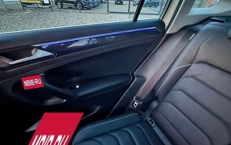 Volkswagen Tiguan II, 2021 год, 3 125 000 рублей, 17 фотография