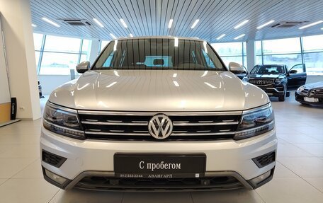 Volkswagen Tiguan II, 2017 год, 2 125 000 рублей, 3 фотография