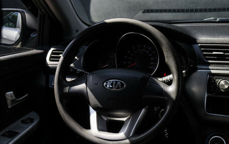 KIA Rio III рестайлинг, 2013 год, 700 000 рублей, 9 фотография