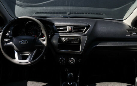 KIA Rio III рестайлинг, 2013 год, 700 000 рублей, 11 фотография