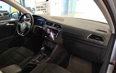 Volkswagen Tiguan II, 2017 год, 2 125 000 рублей, 7 фотография