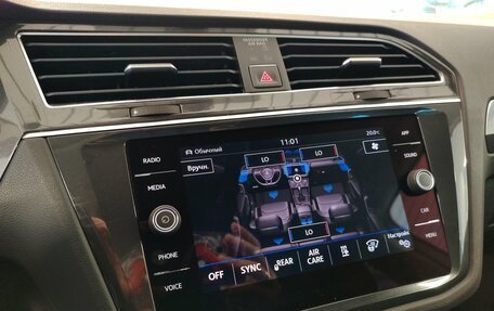 Volkswagen Tiguan II, 2017 год, 2 125 000 рублей, 16 фотография