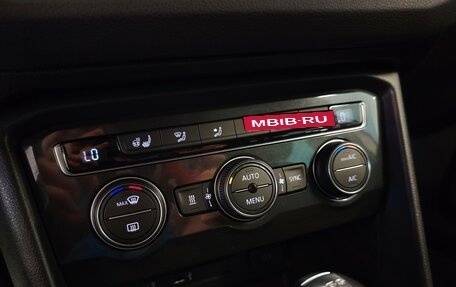Volkswagen Tiguan II, 2017 год, 2 125 000 рублей, 15 фотография