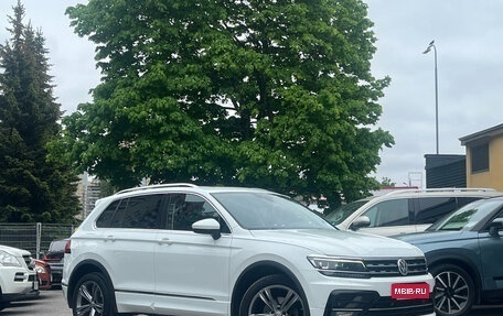 Volkswagen Tiguan II, 2019 год, 2 989 000 рублей, 1 фотография