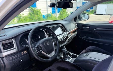 Toyota Highlander III, 2014 год, 2 800 000 рублей, 5 фотография