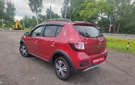 Renault Sandero II рестайлинг, 2020 год, 1 390 000 рублей, 3 фотография