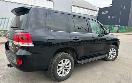 Toyota Land Cruiser 200, 2016 год, 5 570 000 рублей, 2 фотография