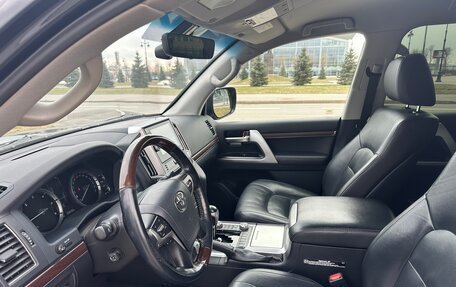 Toyota Land Cruiser 200, 2016 год, 5 570 000 рублей, 6 фотография