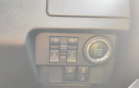 Toyota Roomy I, 2021 год, 1 450 000 рублей, 15 фотография