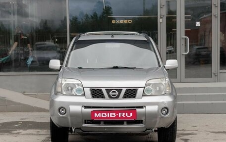 Nissan X-Trail, 2005 год, 700 000 рублей, 2 фотография
