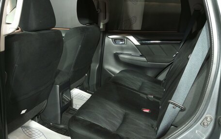 Mitsubishi Pajero Sport III рестайлинг, 2019 год, 3 280 000 рублей, 8 фотография