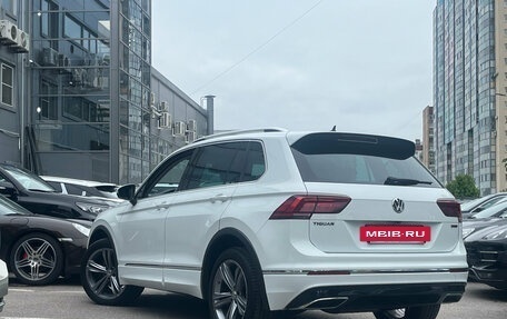 Volkswagen Tiguan II, 2019 год, 2 989 000 рублей, 6 фотография