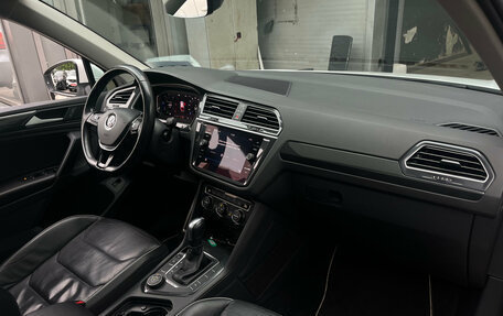 Volkswagen Tiguan II, 2019 год, 2 989 000 рублей, 9 фотография