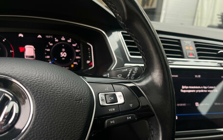 Volkswagen Tiguan II, 2019 год, 2 989 000 рублей, 13 фотография