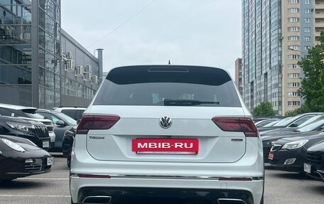 Volkswagen Tiguan II, 2019 год, 2 989 000 рублей, 5 фотография