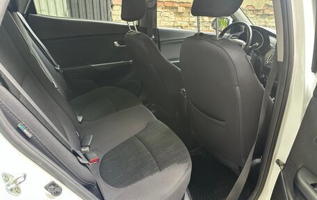 KIA Rio III рестайлинг, 2015 год, 970 000 рублей, 8 фотография