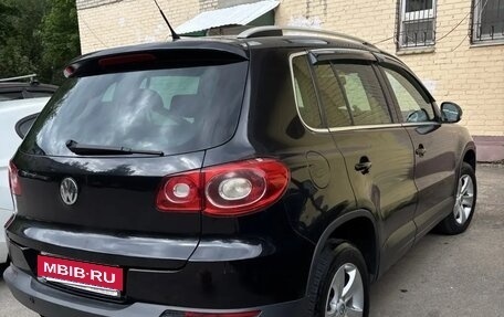 Volkswagen Tiguan I, 2009 год, 1 000 000 рублей, 3 фотография