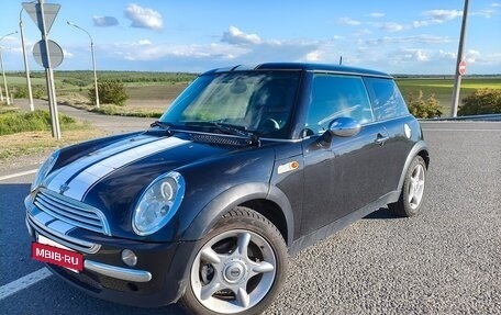MINI Hatch, 2003 год, 550 000 рублей, 2 фотография