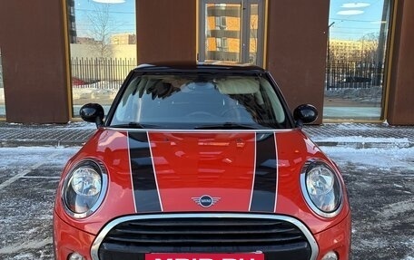 MINI Hatch, 2018 год, 2 100 000 рублей, 2 фотография