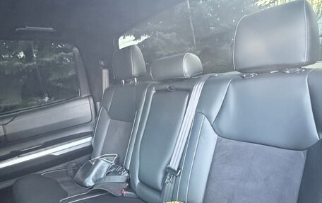 Toyota Tundra II, 2014 год, 5 700 000 рублей, 8 фотография