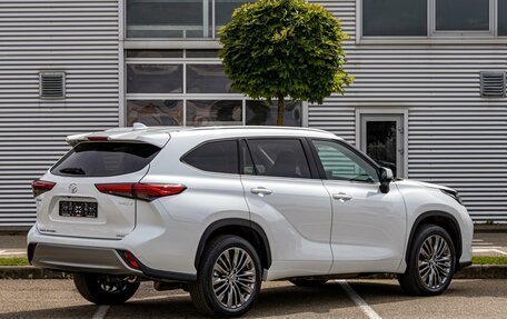 Toyota Highlander, 2026 год, 5 595 000 рублей, 6 фотография