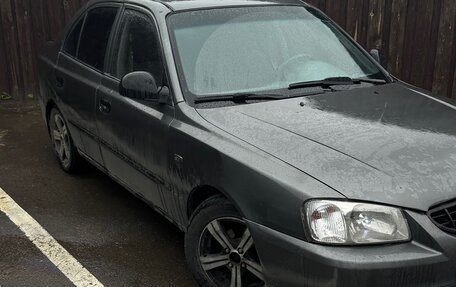 Hyundai Accent II, 2004 год, 249 000 рублей, 3 фотография