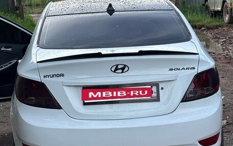 Hyundai Solaris II рестайлинг, 2013 год, 700 000 рублей, 2 фотография