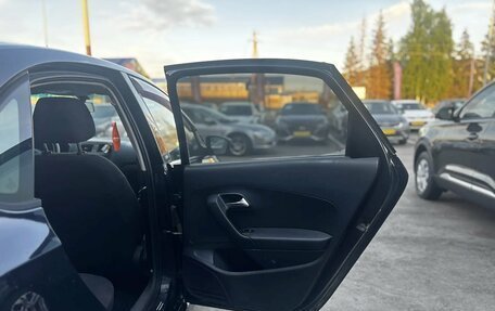 Volkswagen Polo VI (EU Market), 2010 год, 580 000 рублей, 23 фотография