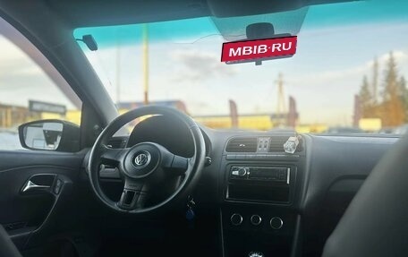 Volkswagen Polo VI (EU Market), 2010 год, 580 000 рублей, 26 фотография