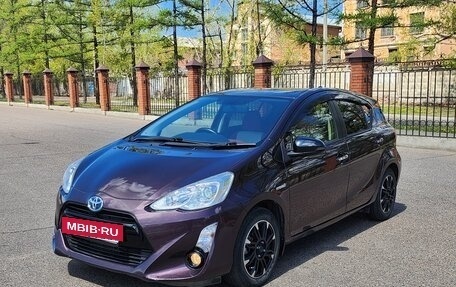 Toyota Aqua I, 2014 год, 780 000 рублей, 3 фотография
