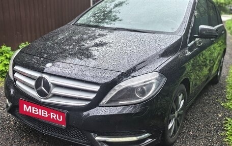 Mercedes-Benz B-Класс, 2012 год, 820 000 рублей, 1 фотография