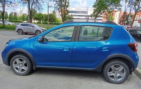 Renault Sandero II рестайлинг, 2020 год, 2 000 000 рублей, 1 фотография