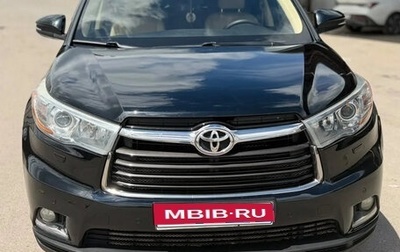 Toyota Highlander III, 2014 год, 2 700 000 рублей, 1 фотография