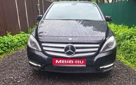 Mercedes-Benz B-Класс, 2012 год, 820 000 рублей, 4 фотография