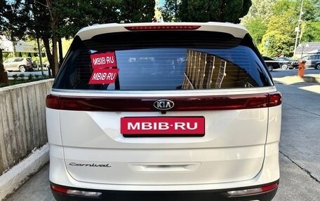 KIA Carnival, 2021 год, 3 880 000 рублей, 3 фотография