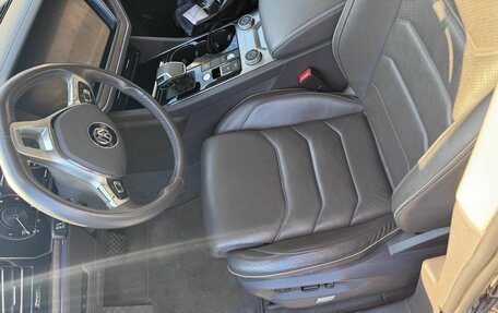 Volkswagen Touareg III, 2018 год, 4 600 000 рублей, 2 фотография