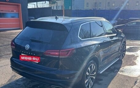 Volkswagen Touareg III, 2018 год, 4 600 000 рублей, 3 фотография
