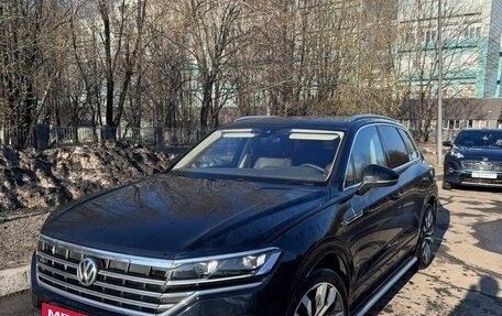 Volkswagen Touareg III, 2018 год, 4 600 000 рублей, 6 фотография