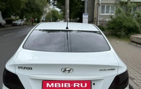 Hyundai Solaris II рестайлинг, 2012 год, 690 000 рублей, 6 фотография