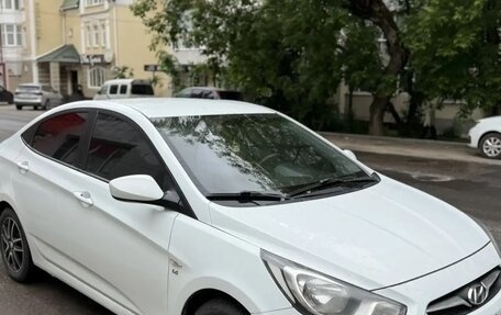 Hyundai Solaris II рестайлинг, 2012 год, 690 000 рублей, 8 фотография