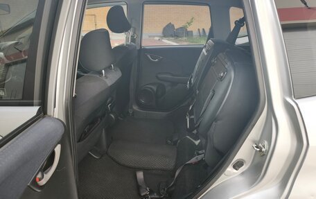 Honda Fit III, 2009 год, 770 000 рублей, 8 фотография