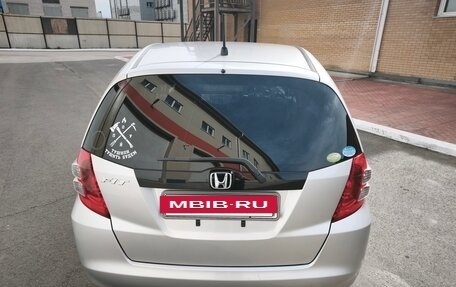 Honda Fit III, 2009 год, 770 000 рублей, 5 фотография