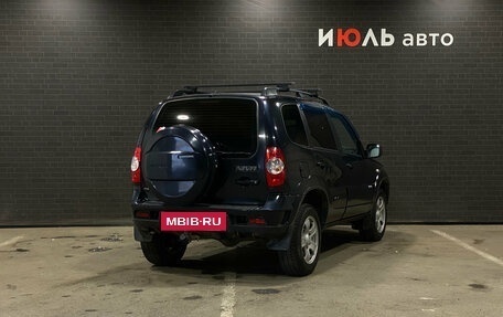 Chevrolet Niva I рестайлинг, 2011 год, 486 000 рублей, 2 фотография