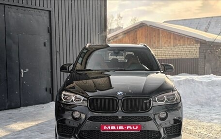 BMW X5 M, 2018 год, 5 400 000 рублей, 10 фотография