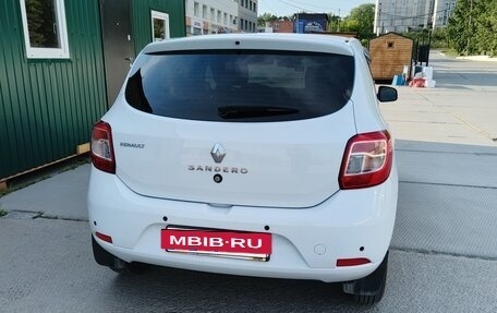 Renault Sandero II рестайлинг, 2015 год, 770 000 рублей, 2 фотография