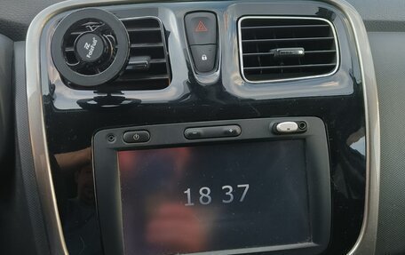Renault Sandero II рестайлинг, 2015 год, 770 000 рублей, 12 фотография
